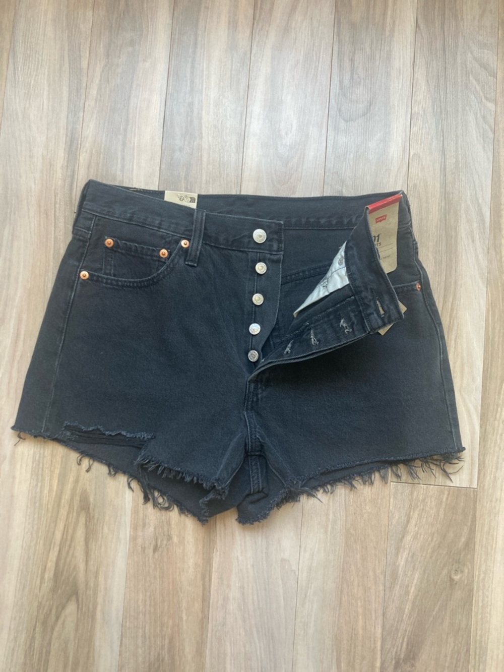 Levi’s 501 high rise jean short distressed raw hem cotton 29 - Picture 6 of 16